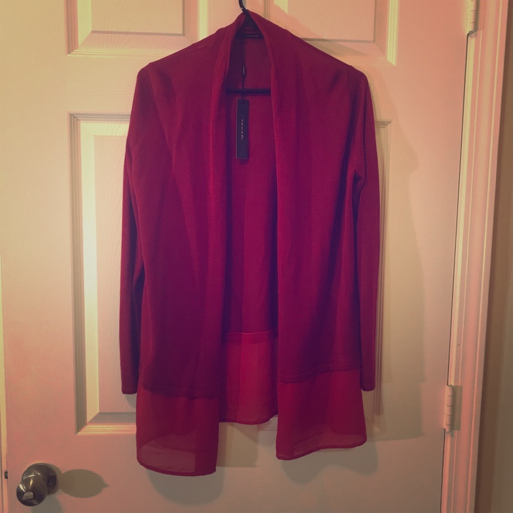 T Tahari Red Cardigan Size S